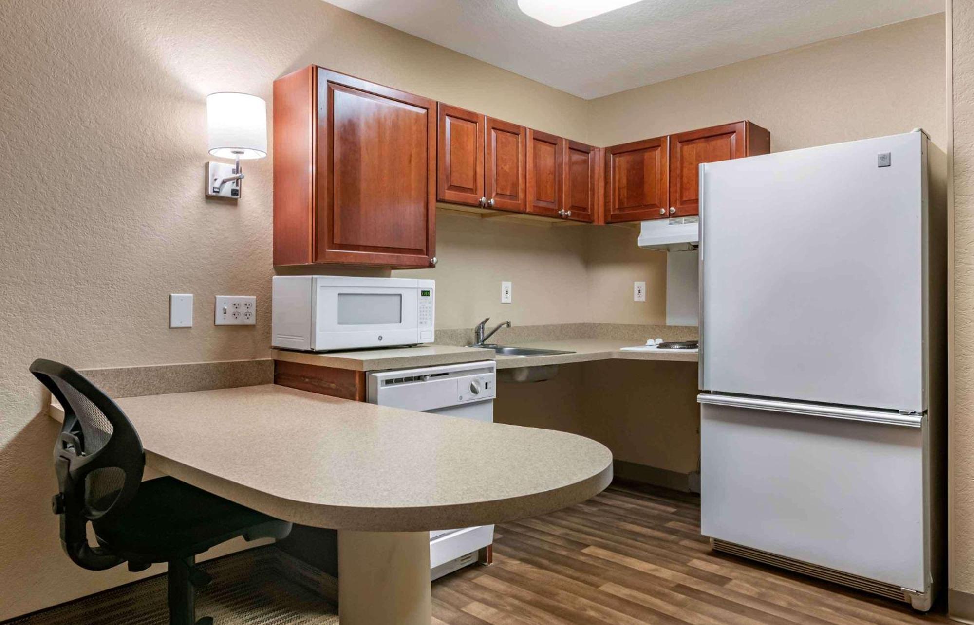 Extended Stay America Suites - Orlando - Southpark - Commodity Circle Oak Ridge エクステリア 写真